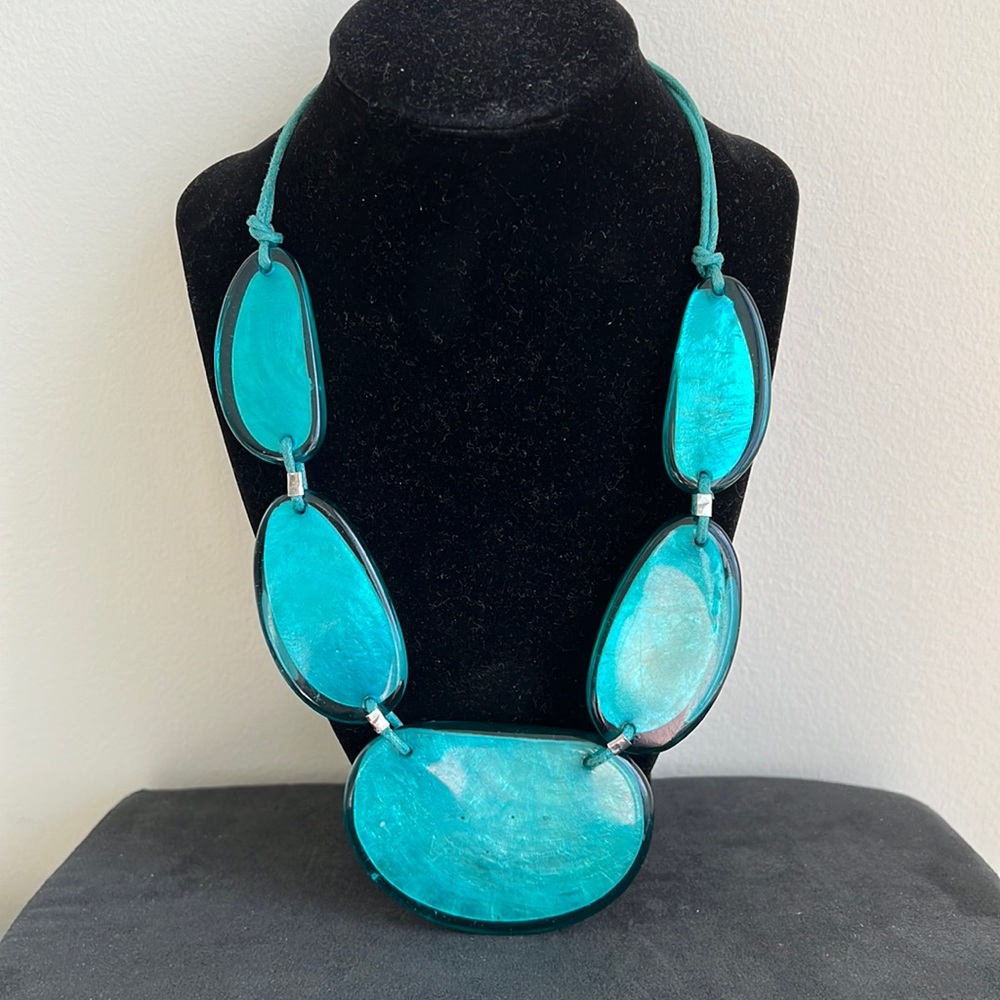 Glass statement necklace - Picture 1 of 2